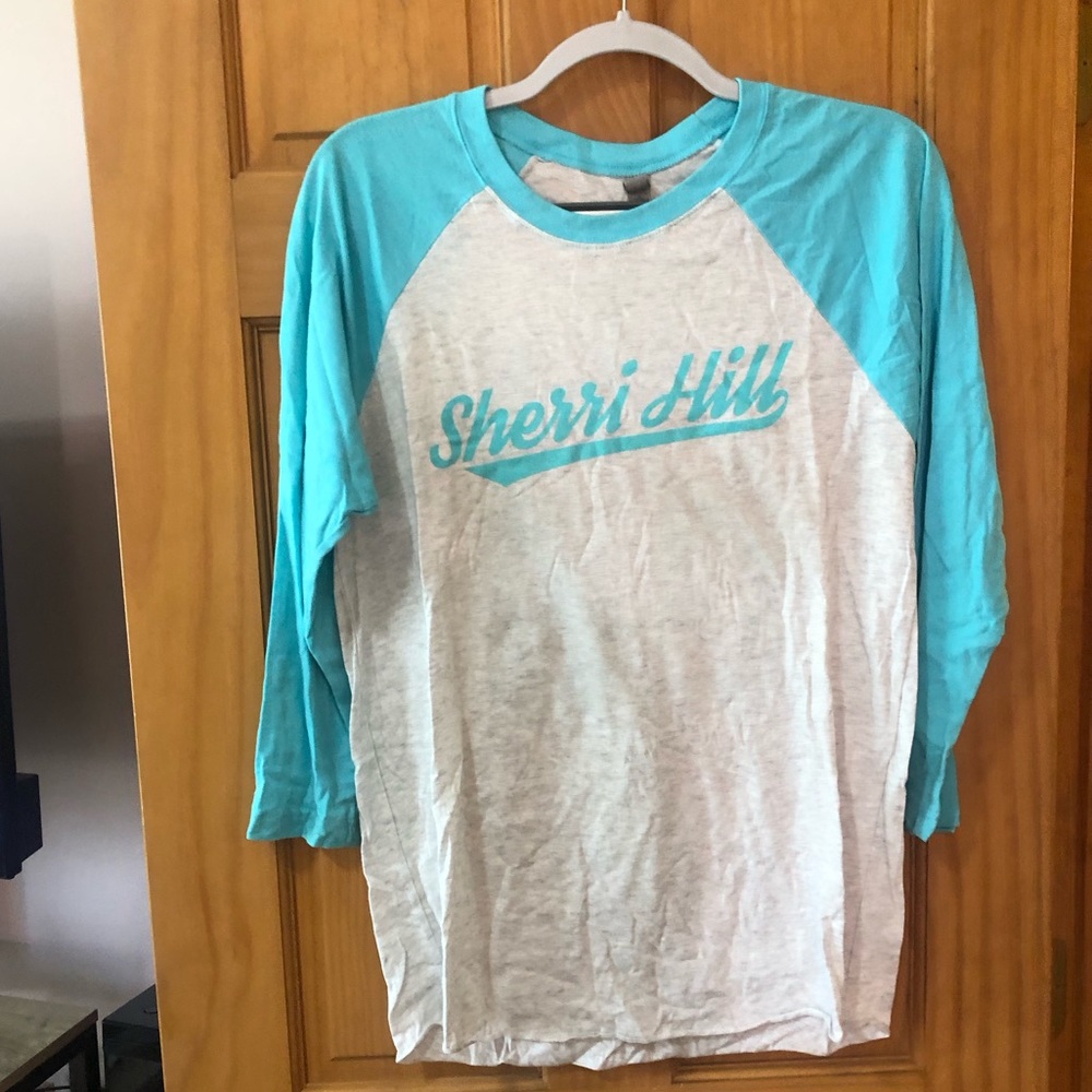 Sherri Hill Women’s Baseball Style Tee. Size medium. SO SOFT. Worn once.
